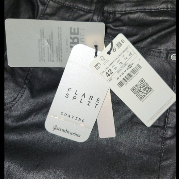 Flared Coated Trousers  👖 - Picture 5 of 8